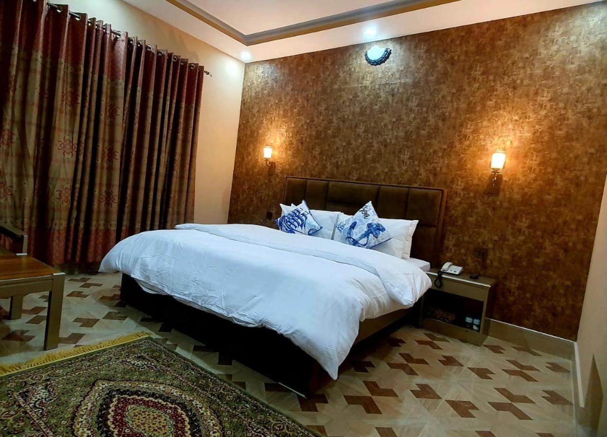 Royal Hotel Naran Eksteriør billede